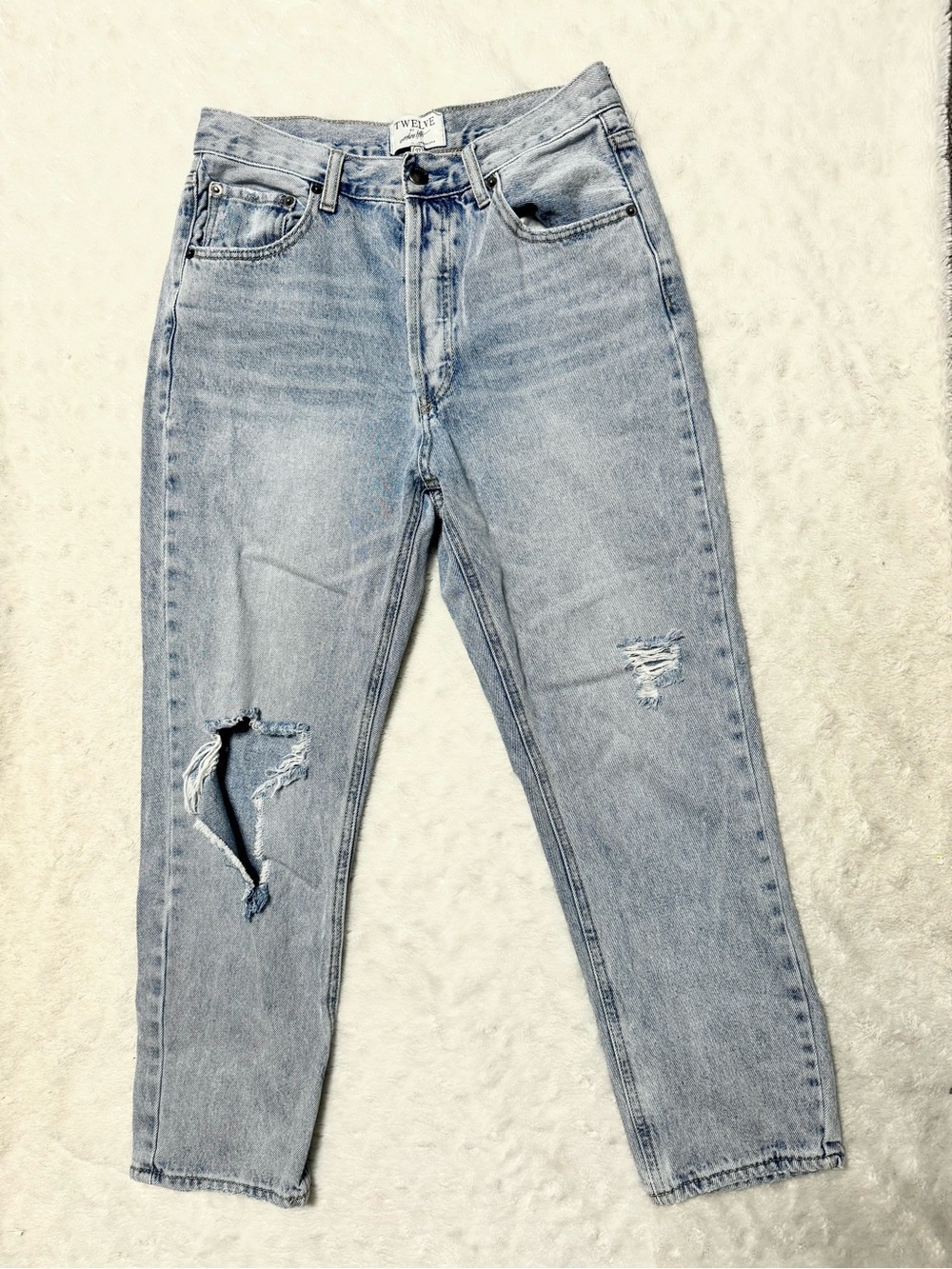 TWELVE by Ontwelfth Light Wash Distressed High-Rise Jeans